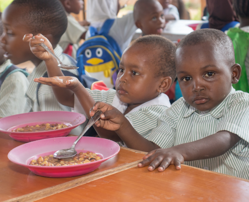Children learn to use the new spoons