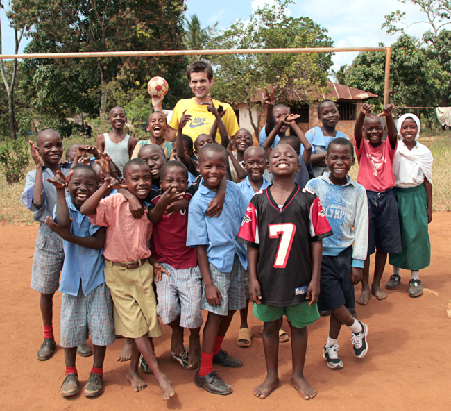 Volunteer Alexanda